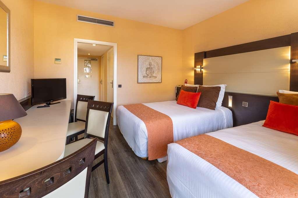 The Originals City, Hotel Galaxie, Nice Aeroport Saint-Laurent-du-Var Rum bild